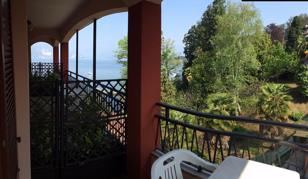 Albergo Riva Рено-ди-Леджуно Экстерьер фото