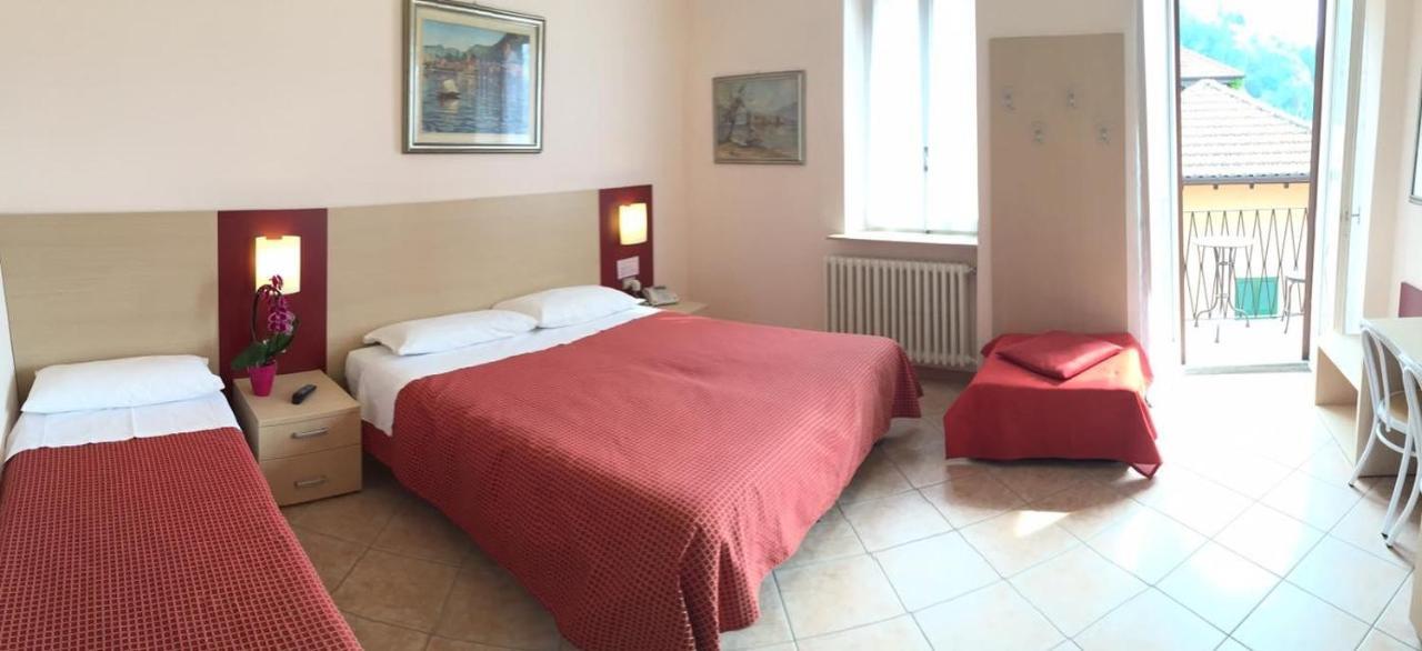 Albergo Riva Рено-ди-Леджуно Экстерьер фото